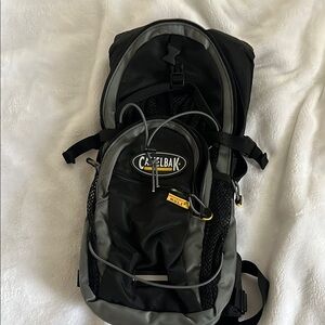 NWOT Camelbak M.U.L.E. grey small hiking pack